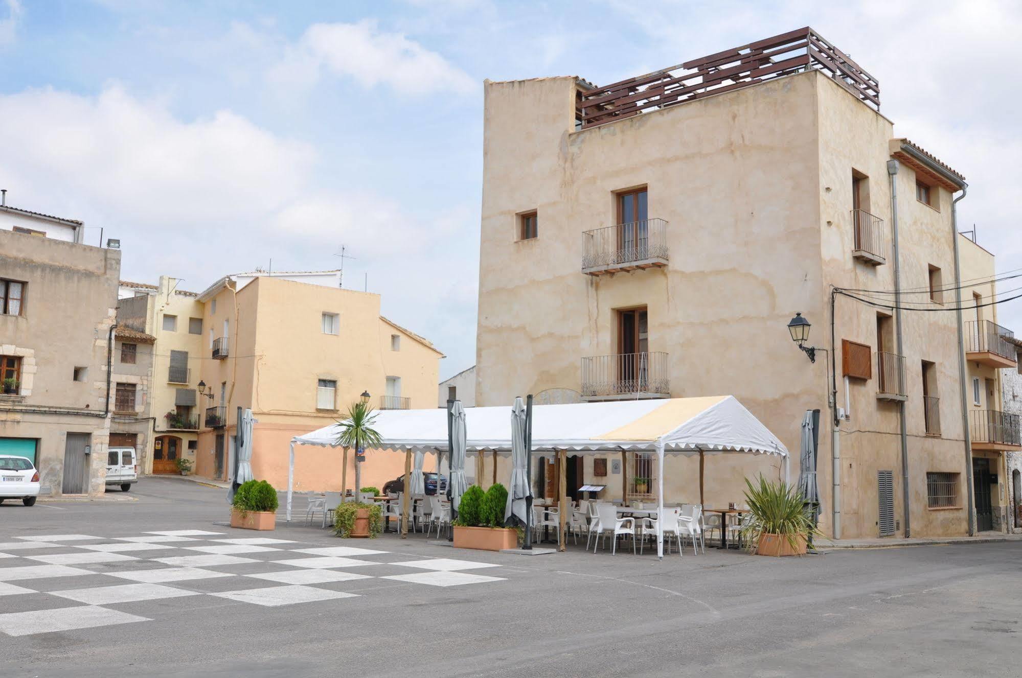 Hostal De Cabrit Sant Mateu Zewnętrze zdjęcie
